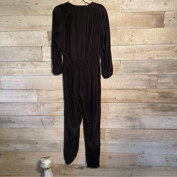 Club‎ Monaco 100%  silk black romper in size 0 - Picture 3 of 10